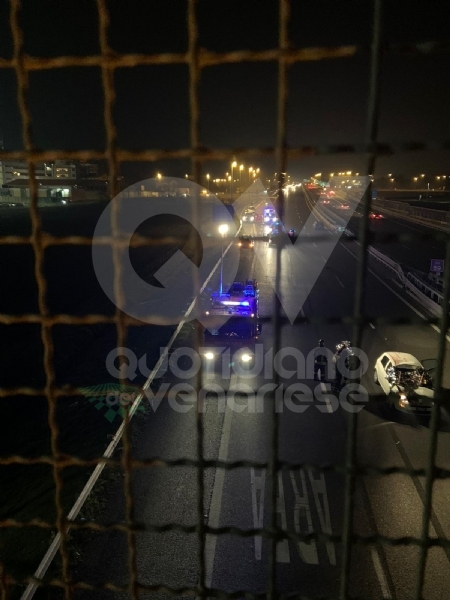 TRAGEDIA A RIVOLI - Incidente mortale sulla tangenziale nord di Torino - FOTO
