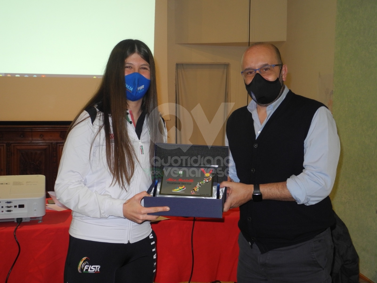 DRUENTO - Ecco le «Eccellenze sportive»: premiate da Mauro Berruto e Carlotta Gilli - FOTO