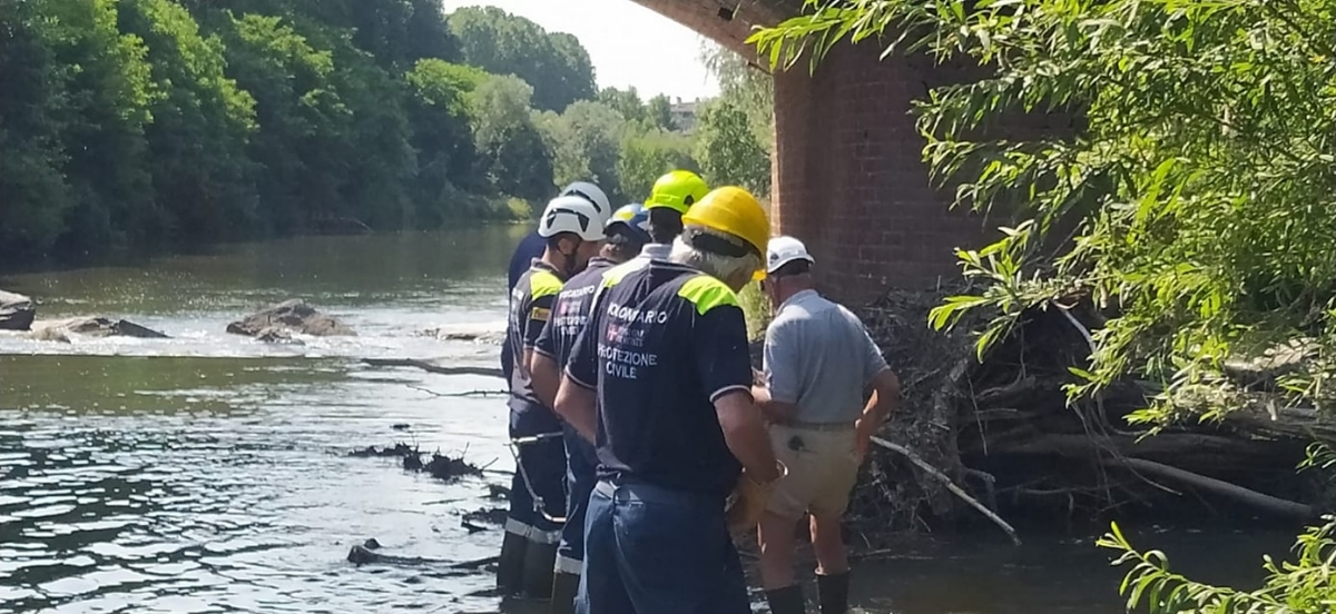 VENARIA - Protezione Civile al lavoro per «liberare i ponti»: tre week-end di pulizie - FOTO