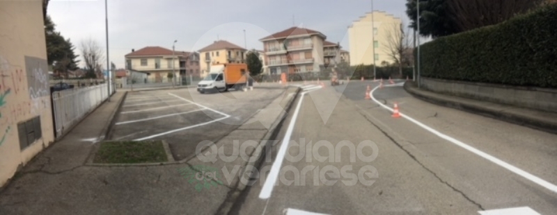 DRUENTO - Maggiore sicurezza nella zona delle scuole: ecco la nuova viabilità - FOTO