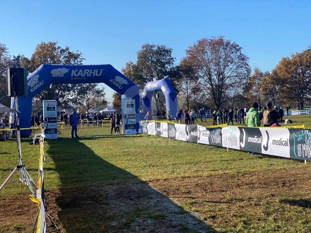 VENARIA - Aouani e Arnaudo dominano la gara «J Medical Cross» al parco La Mandria - FOTO