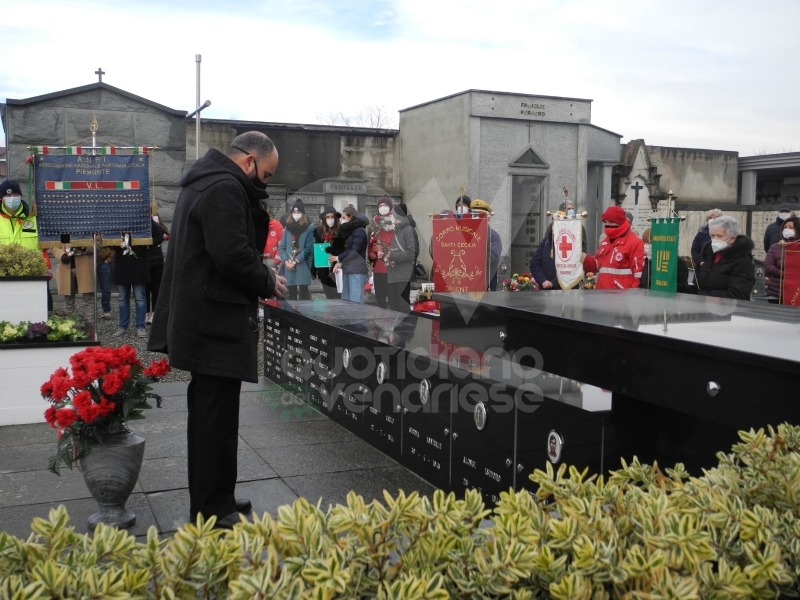 DRUENTO - Il nuovo monumento ai Caduti Partigiani è realtà: inaugurato stamane - FOTO