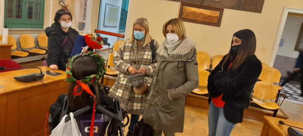 VENARIA - La storia di Elisa: dopo tanti sacrifici corona il sogno della laurea - FOTO