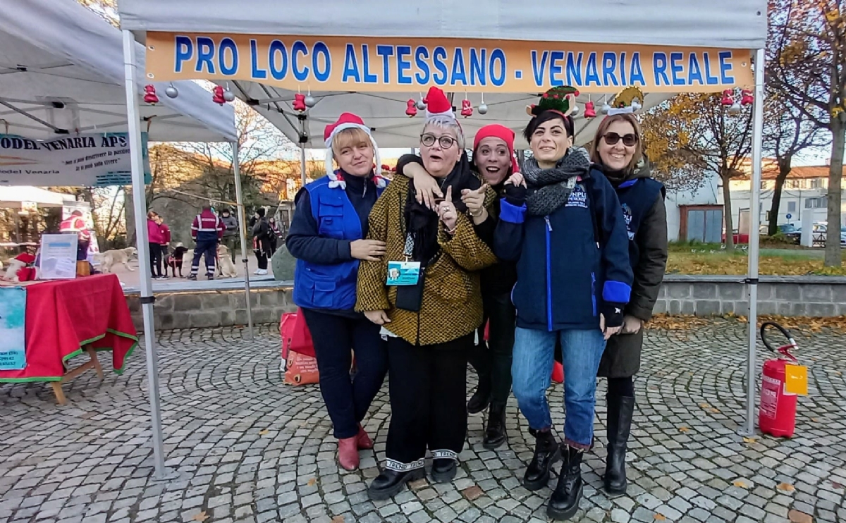 VENARIA - Ad ALTESSANO è già festa con «Intorno al Natale» - FOTO