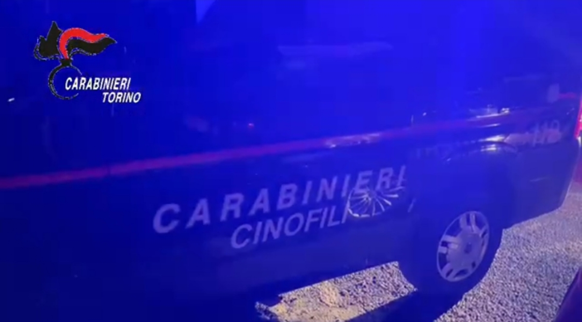 RIVOLI - Operazione antidroga: arrestati 34 italiani per spaccio e detenzione - FOTO E VIDEO