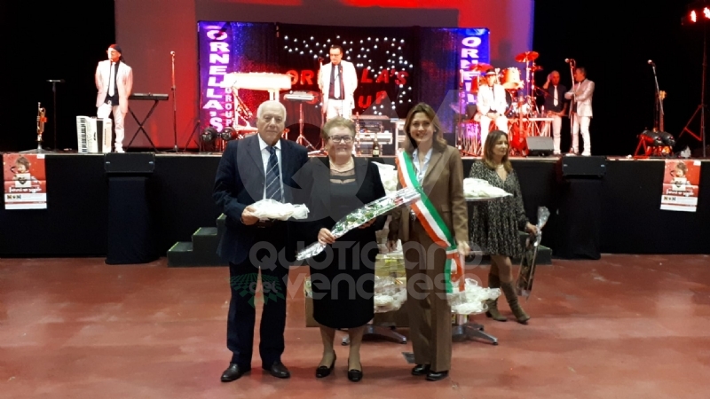 VENARIA - La città ha festeggiato le «nozze d'oro» di oltre 60 coppie venariesi