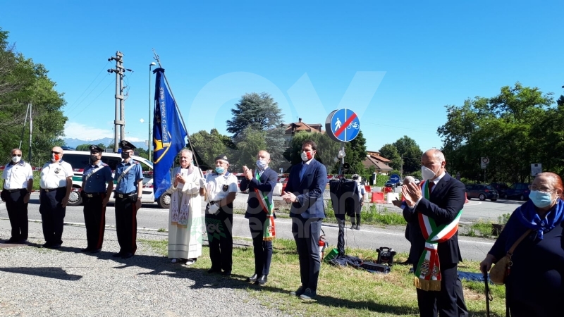 VENARIA - La bandiera dei marinai torna a sventolare nel cielo della Reale - FOTO