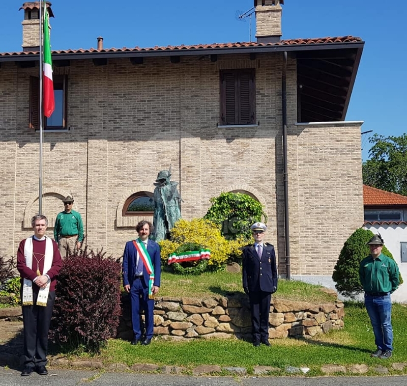 25 APRILE - Ogni città ha celebrato la Festa di Liberazione - FOTO E VIDEO