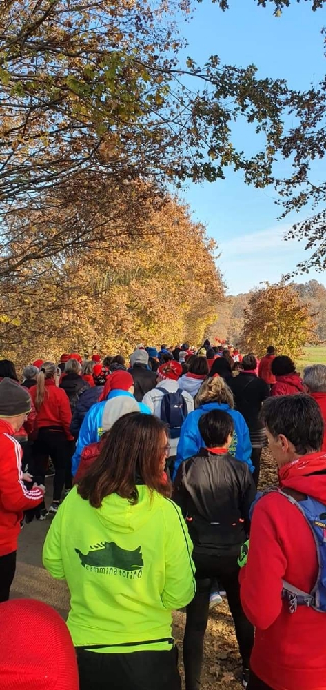 VENARIA - In tantissime alla Mandria per l'iniziativa «Diciamo No alla violenza sulle donne» - FOTO