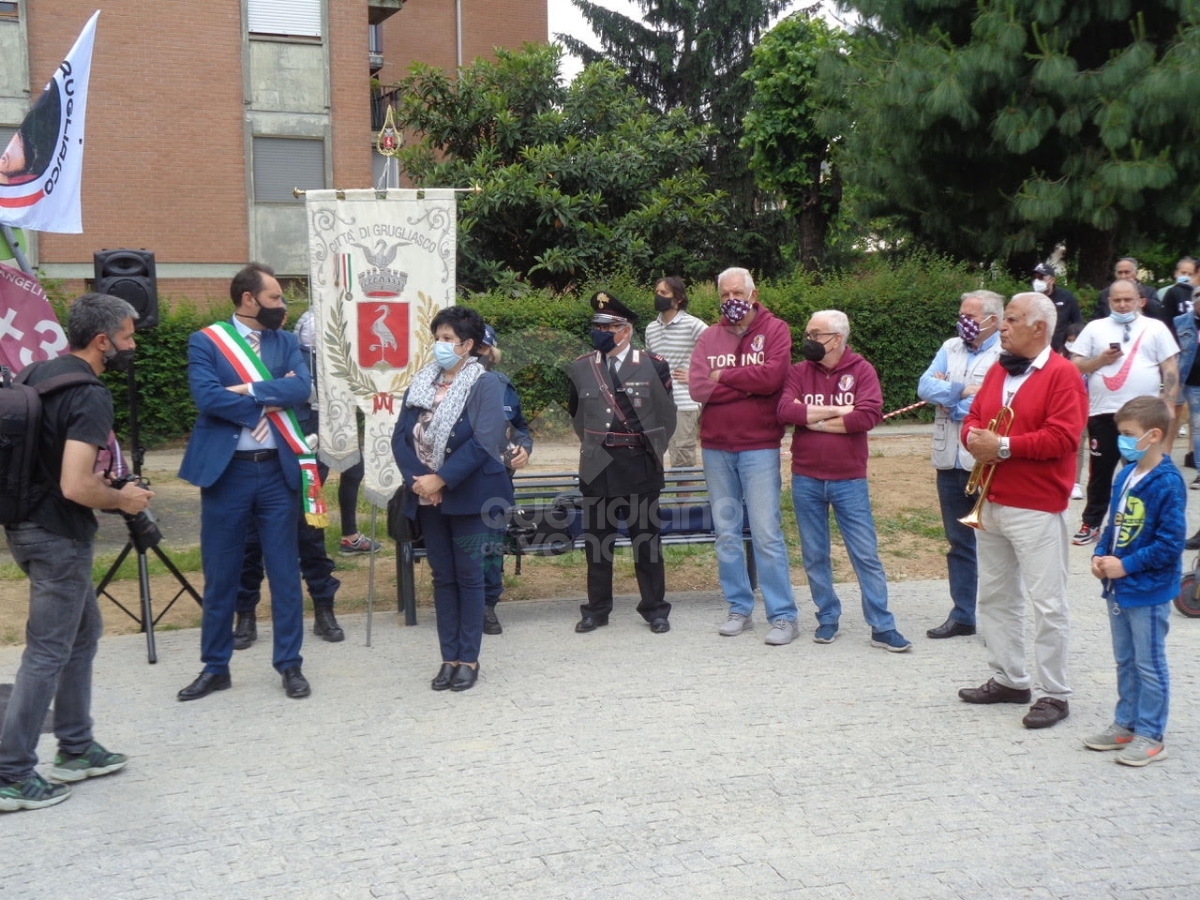 GRUGLIASCO - 39 pietre d'inciampo nel «giardino dell'Heysel» per ricordare la tragedia del 1985 - FOTO