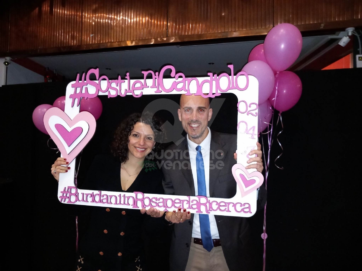 VENARIA - «Venaria Reale Charity Dinner»: 12mila euro alla Fondazione piemontese per la ricerca sul cancro - FOTO