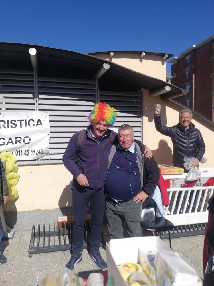 BORGARO - Tra Carnevale e Primavera, grande festa in piazza della Repubblica - FOTO