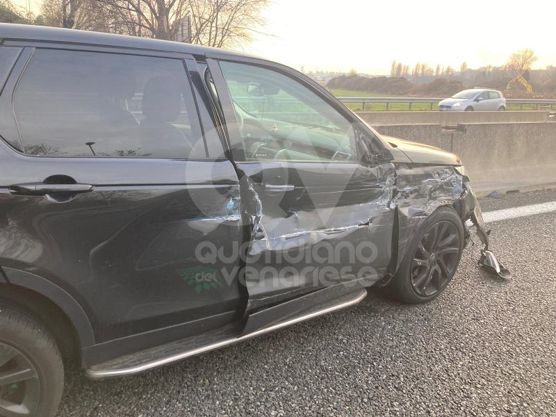 SCONTRO IN TANGENZIALE Tra un tir e una Land Rover: due feriti