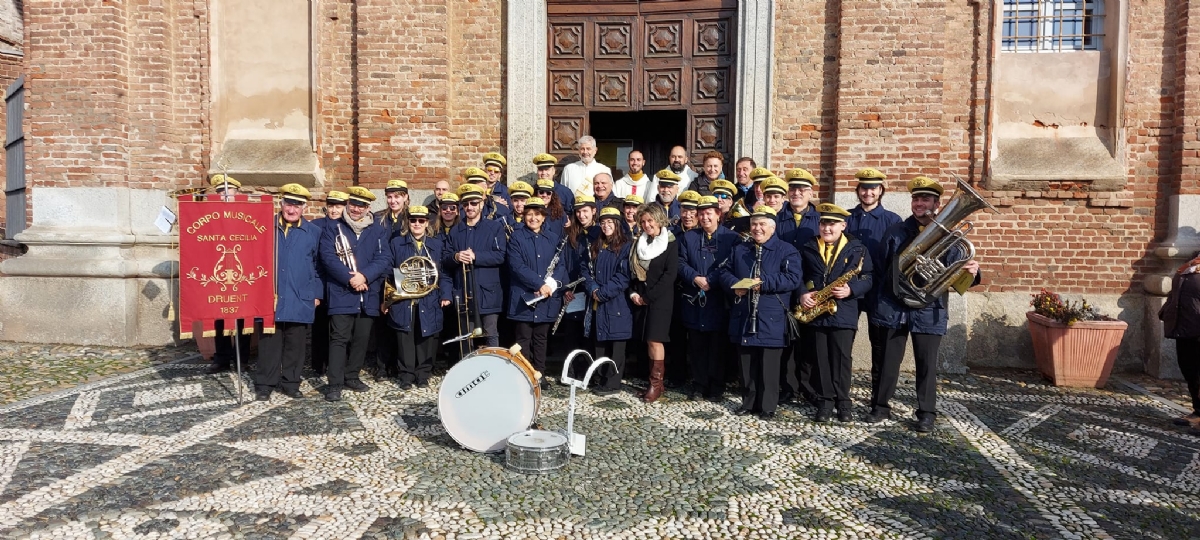 DRUENTO - La Festa di Santa Cecilia: la Banda premia i soci più longevi - FOTO