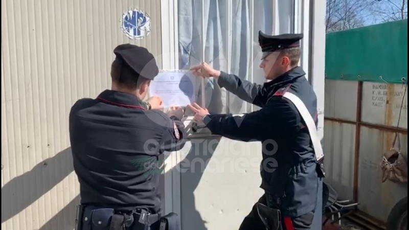 DRUENTO - Baracche e tettoie abusive in strada Bottione: i carabinieri denunciano tre persone