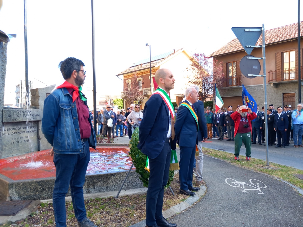 VENARIA - 25 APRILE: Bambini protagonisti alle celebrazioni per la Liberazione - FOTO