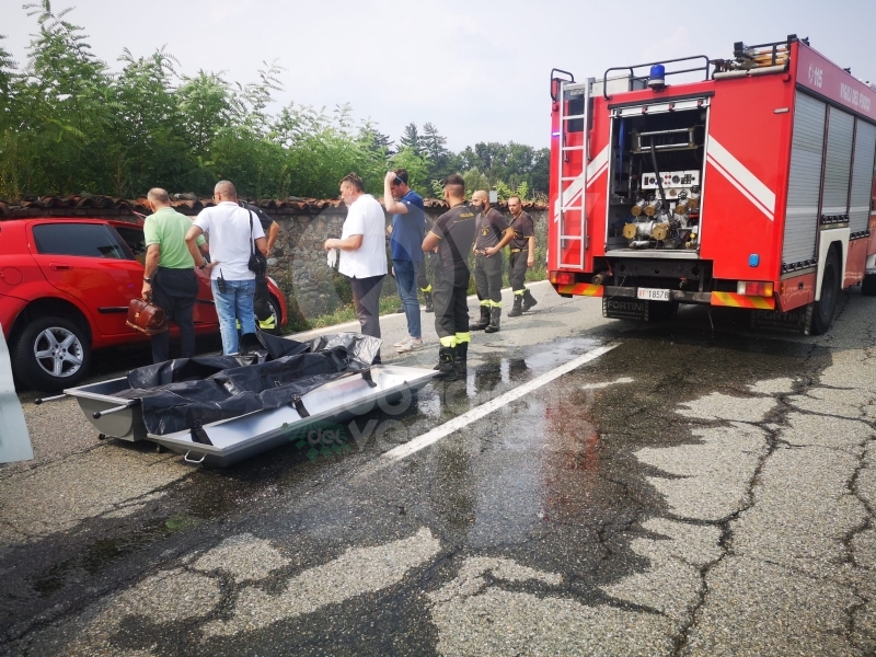 VENARIA INCIDENTE MORTALE - Perde il controllo dell'auto e si schianta contro il muro della Mandria - FOTO
