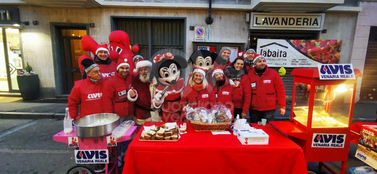 VENARIA - Immacolata ed Immaginaria: in città si respira l'atmosfera del Natale - FOTO