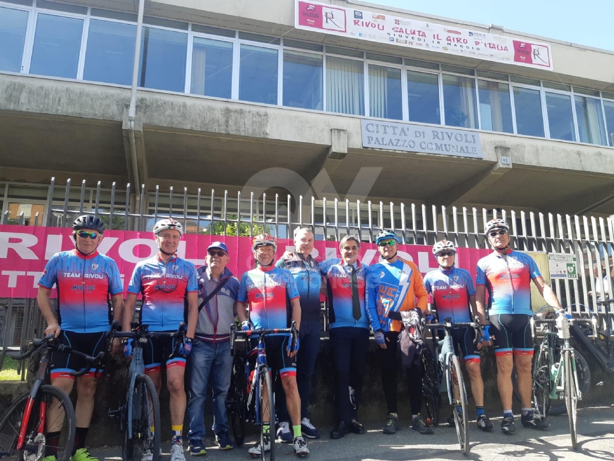 GIRO D'ITALIA A RIVOLI - Vince Denz: per la città una giornata indimenticabile - FOTO E VIDEO