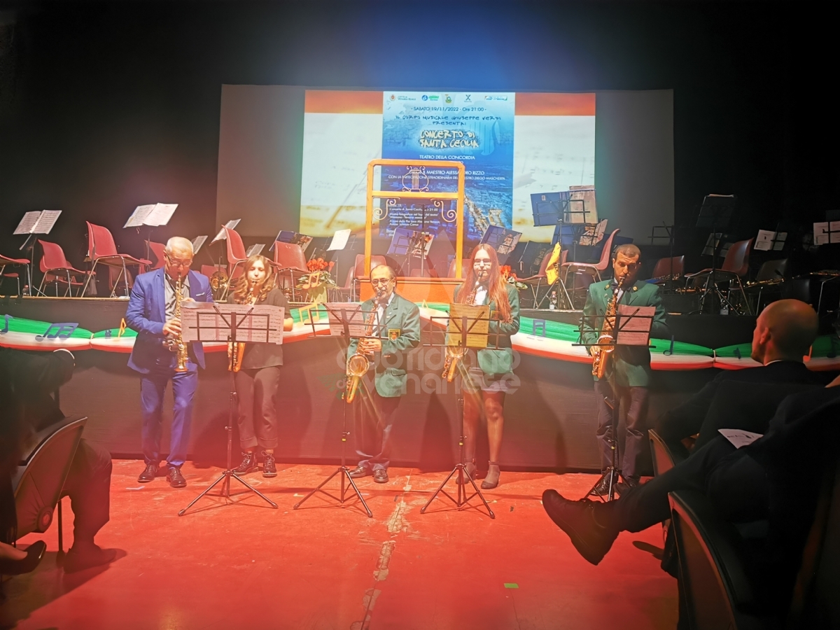 VENARIA - Nuovo logo per il «Giuseppe Verdi»: presentato durante il concerto di Santa Cecilia - FOTO