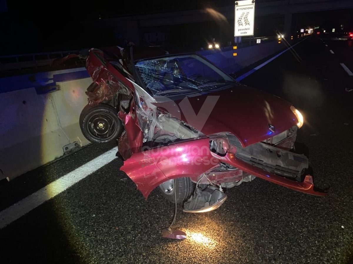 DOPPIO INCIDENTE IN TANGENZIALE A RIVOLI - Quattro veicoli coinvolti, due feriti - FOTO