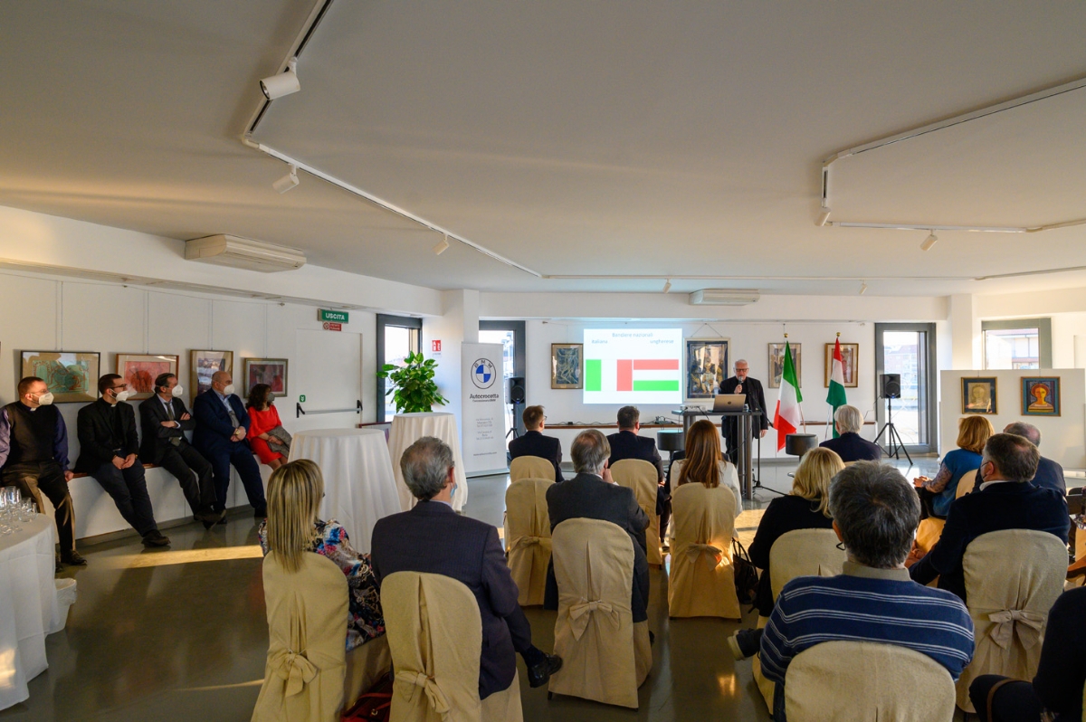 ITALIA-UNGHERIA - Storia, opportunità e sfide del futuro: l'evento di Autocrocetta - FOTO