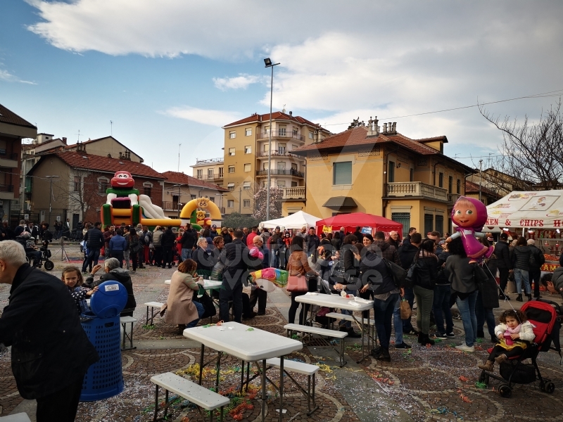 VENARIA - Lo Street Food della «Associazione italiana cuochi itineranti» torna in estate