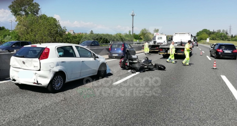 COLLEGNO-RIVOLI - Doppio incidente in tangenziale in pochi minuti: due feriti