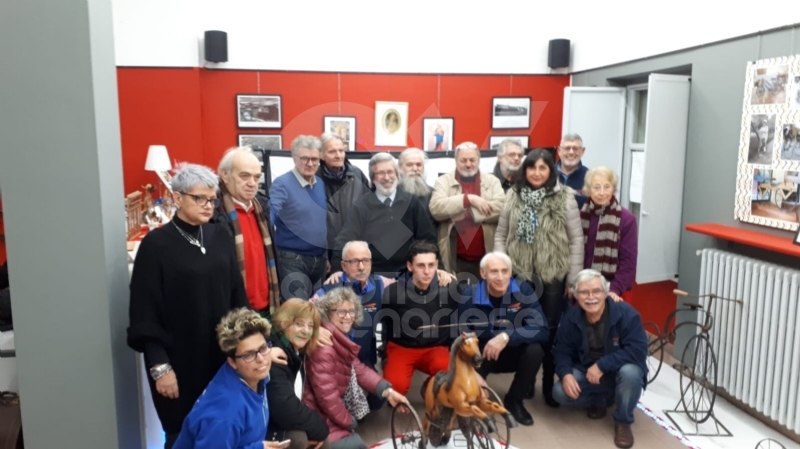 VENARIA - Biciclette, tricicli vintage e gli antichi mestieri: la nuova mostra di Antonio Iorio