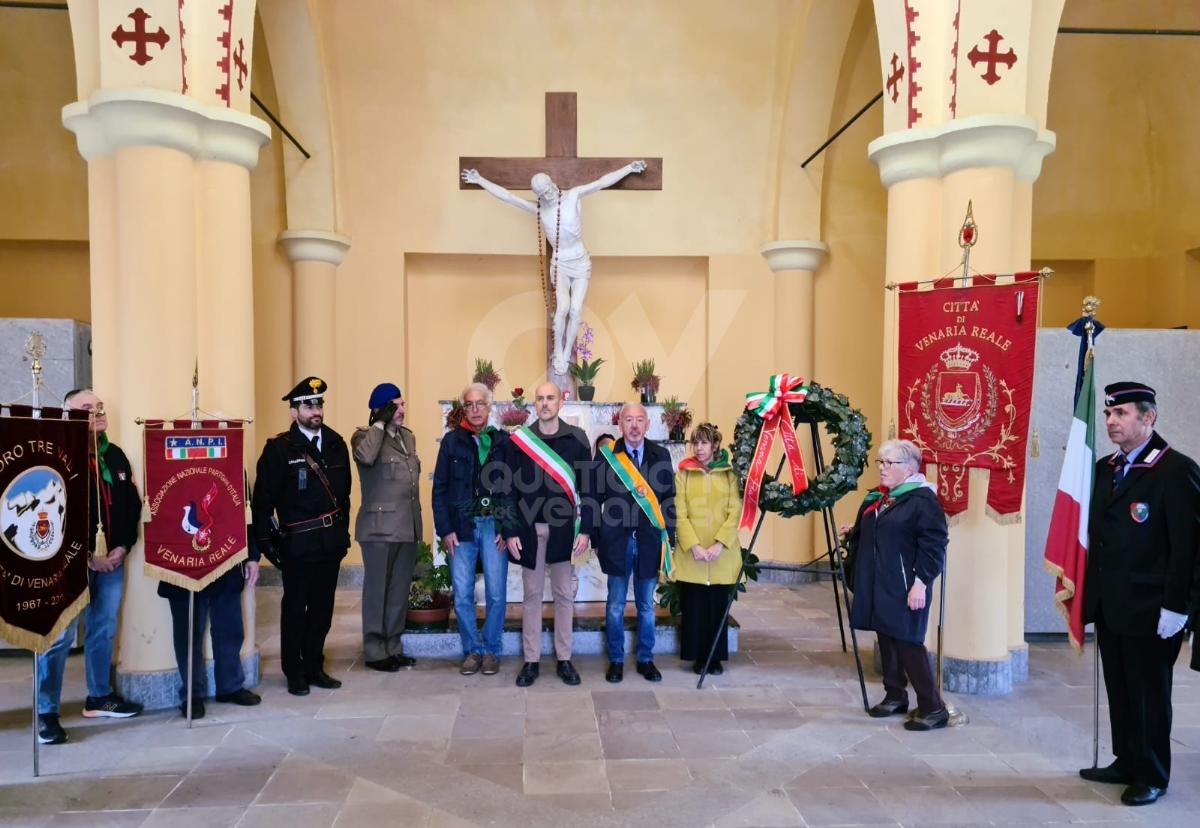 VENARIA - 25 APRILE: Bambini protagonisti alle celebrazioni per la Liberazione - FOTO