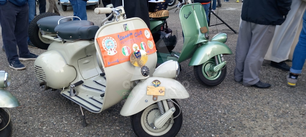 VENARIA - Inaugurata la «La Vespa che non vola», il dono del Vespa Club alla Città - FOTO