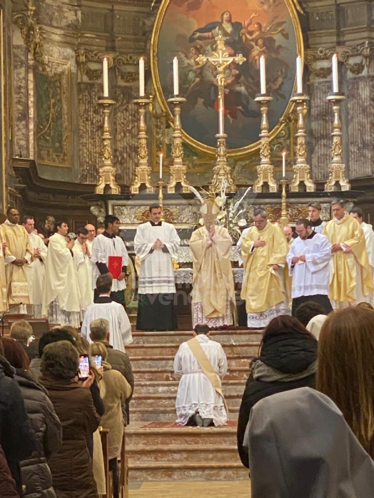VENARIA - Antonio Luca Parisi è sacerdote: domani la sua prima Santa Messa ad Altessano - FOTO