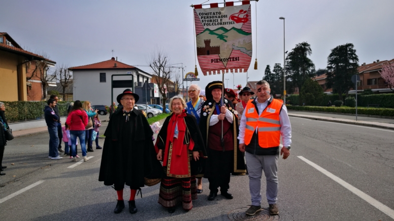 BORGARO - Successo per la «Primavera in Maschera»: le foto più belle del Carnevale Borgarese