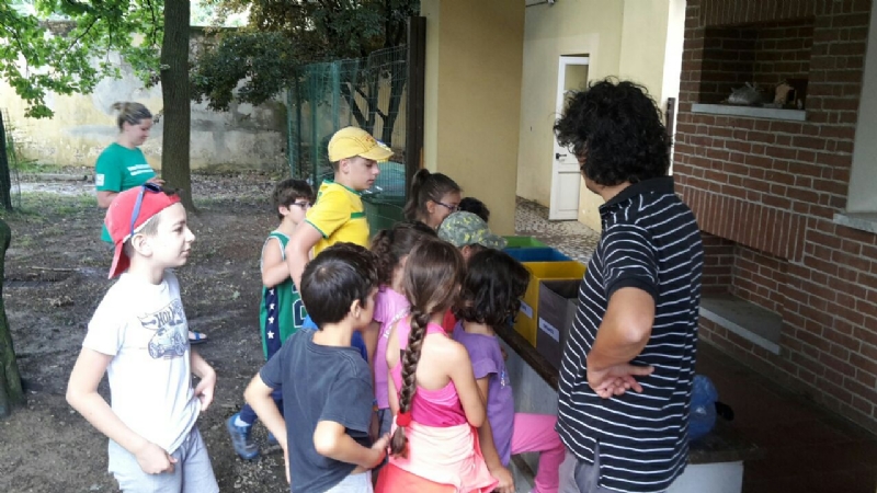 VENARIA - Il presidio «Rifiuti Zero» incontra i ragazzi dei centri estivi