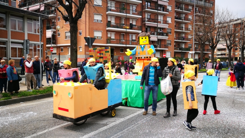 BORGARO - Successo per la «Primavera in Maschera»: le foto più belle del Carnevale Borgarese