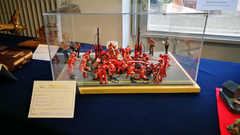 VENARIA - Nella ex biblioteca di via Mensa la mostra di modellismo della «296 Model»