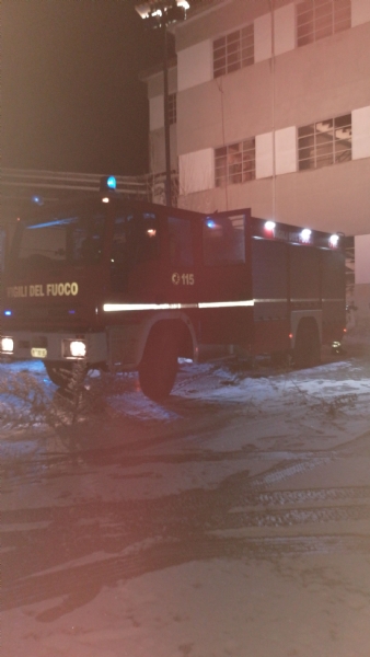 BORGARO - Incendio in una fabbrica abbandonata in via Armando Diaz