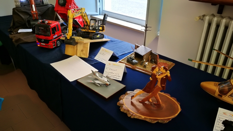 VENARIA - Nella ex biblioteca di via Mensa la mostra di modellismo della «296 Model»