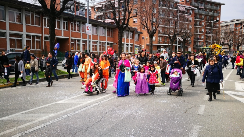 BORGARO - Successo per la «Primavera in Maschera»: le foto più belle del Carnevale Borgarese