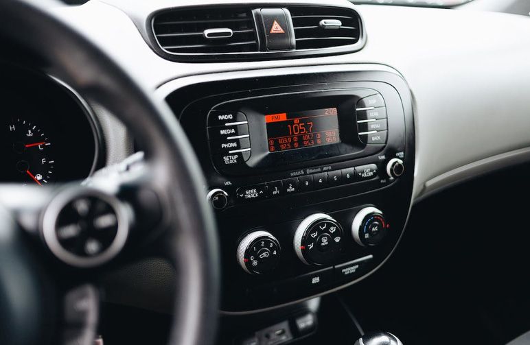 Come sfruttare il bluetooth quando si  in auto