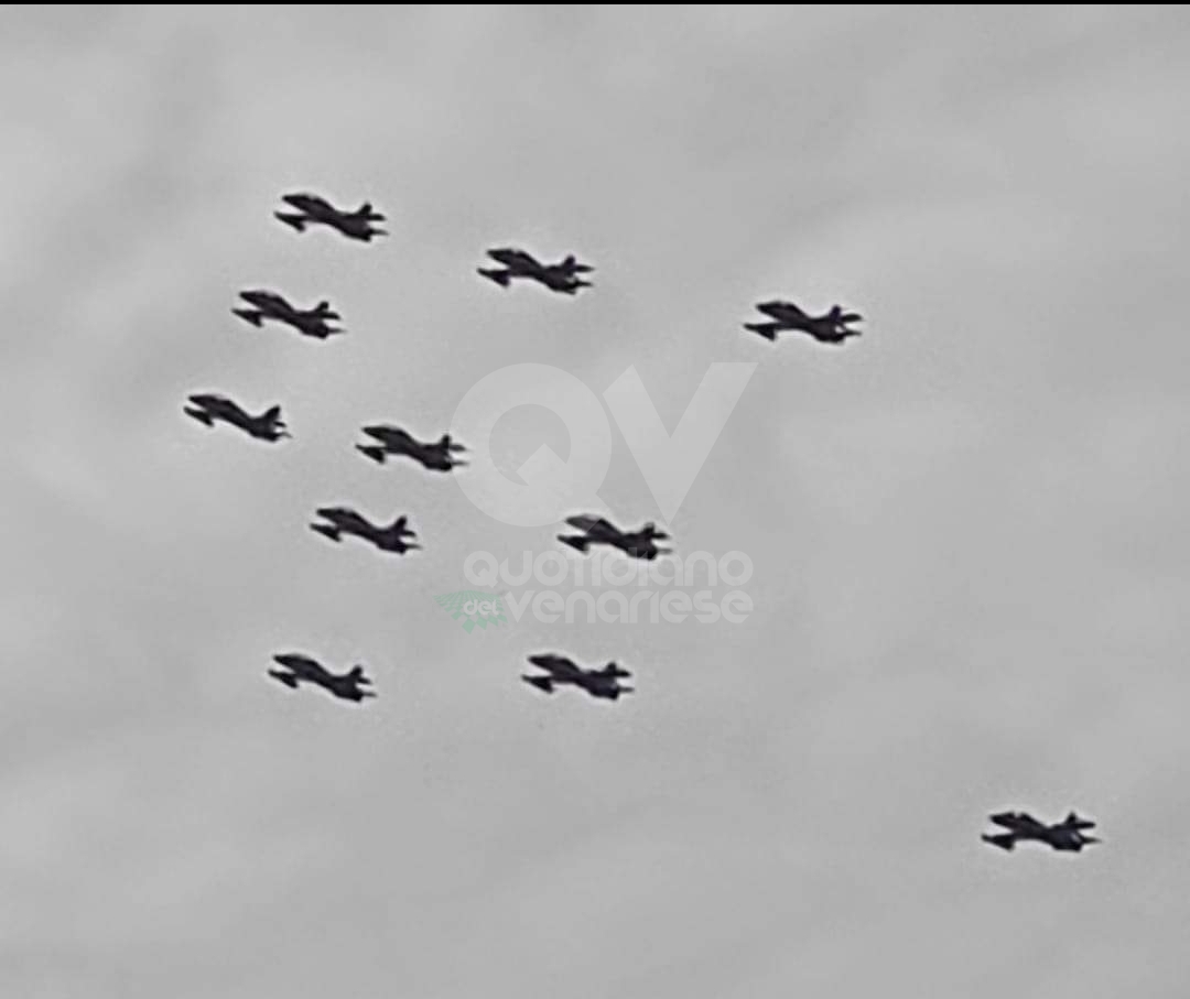 FRECCE TRICOLORI A COLLEGNO - Tutte le informazioni utili per sabato 16 e domenica 17 - FOTO