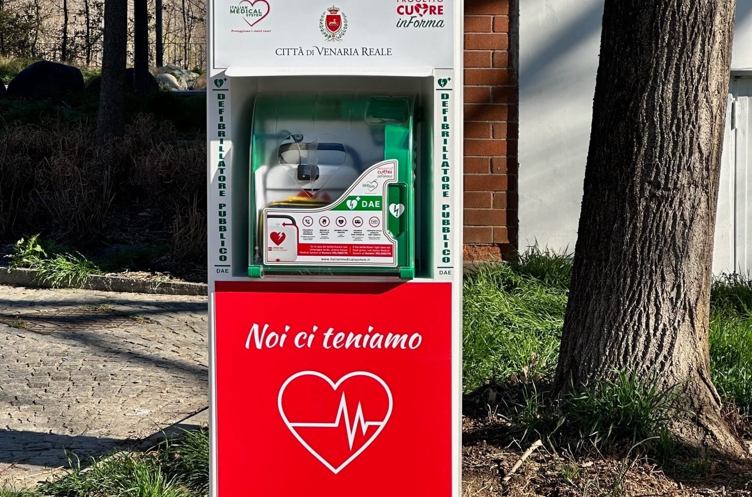 VENARIA - Installati 5 defibrillatori ad Altessano, Rigola, Gallo-Praile, Centro Storico e Salvo d'Acquisto - FOTO