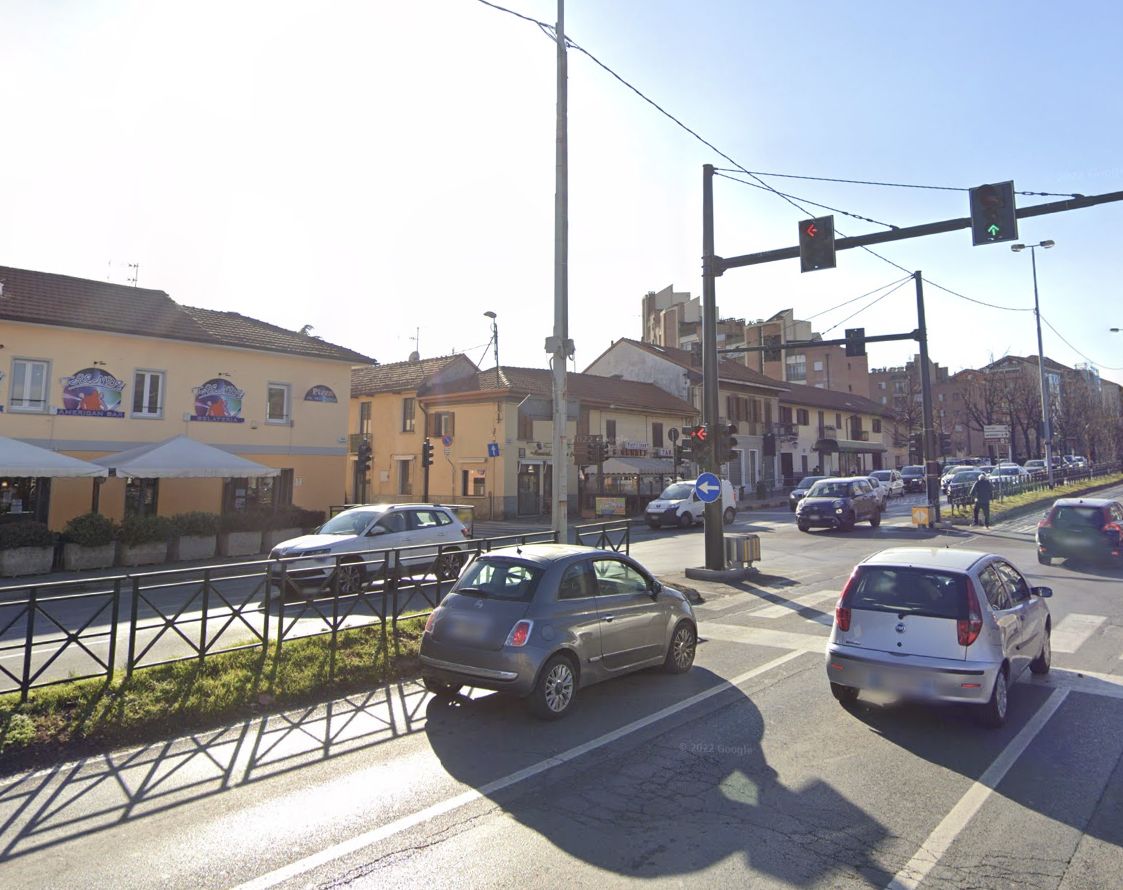 RIVOLI - In corso Francia da domani arrivano i T-Red: occhio a chi passa con il rosso