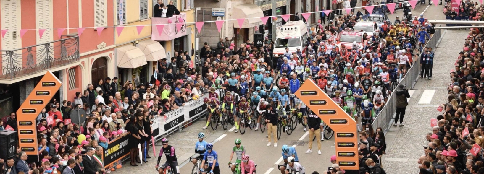 GIRO D'ITALIA A RIVOLI - Iniziata la tappa Bra-Rivoli: l'orario di arrivo della Corsa Rosa