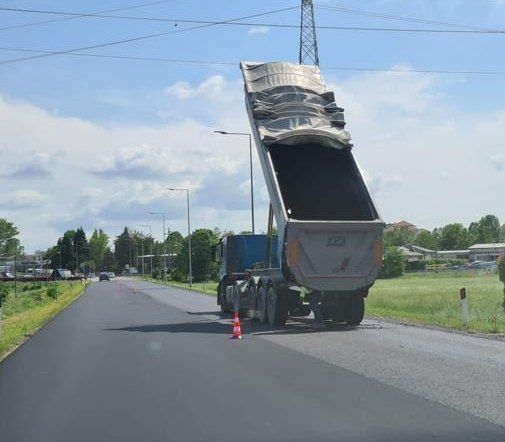 VENARIA - Nuovo asfalto lungo la strada provinciale 1: a breve l'illuminazione a led - FOTO