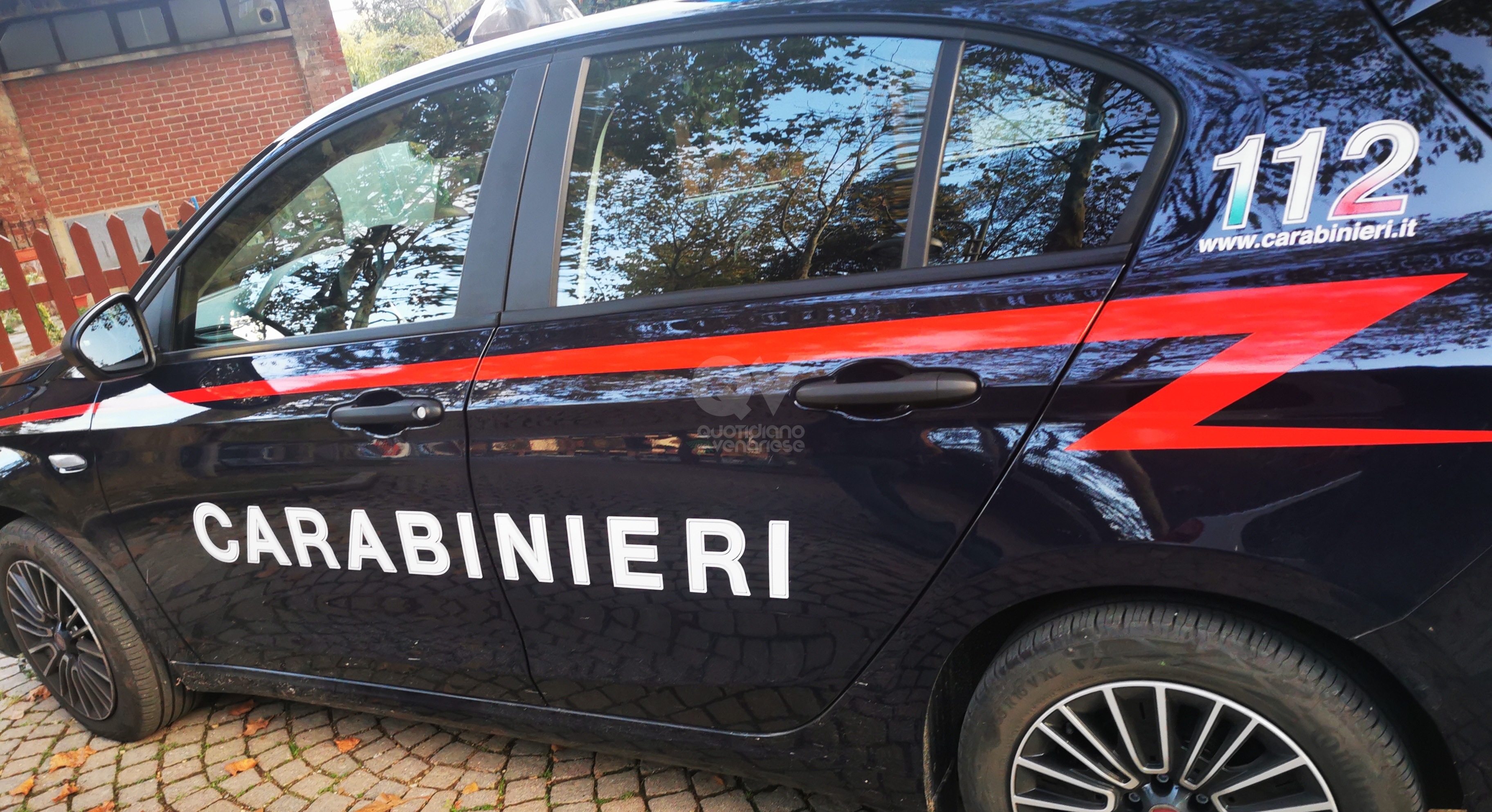 BORGARO - Estorsioni verso professionisti e familiari: i carabinieri arrestano un 35enne