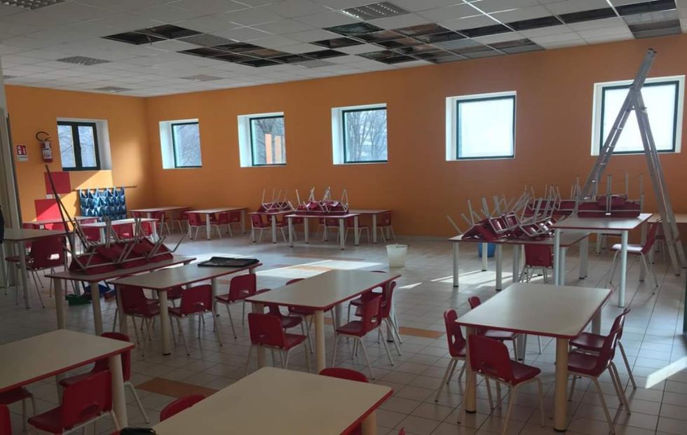 VENARIA - Infiltrazioni nel refettorio della scuola Boccaccio
