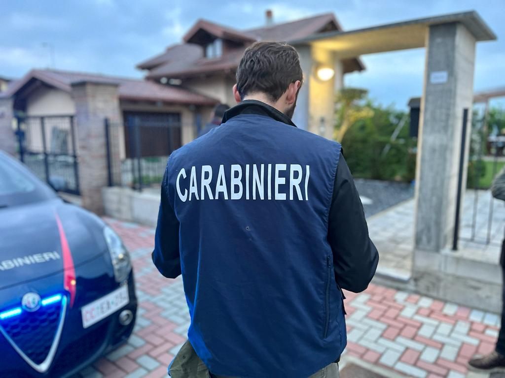 RIVOLI - Operazione antidroga: arrestati 34 italiani per spaccio e detenzione - FOTO E VIDEO
