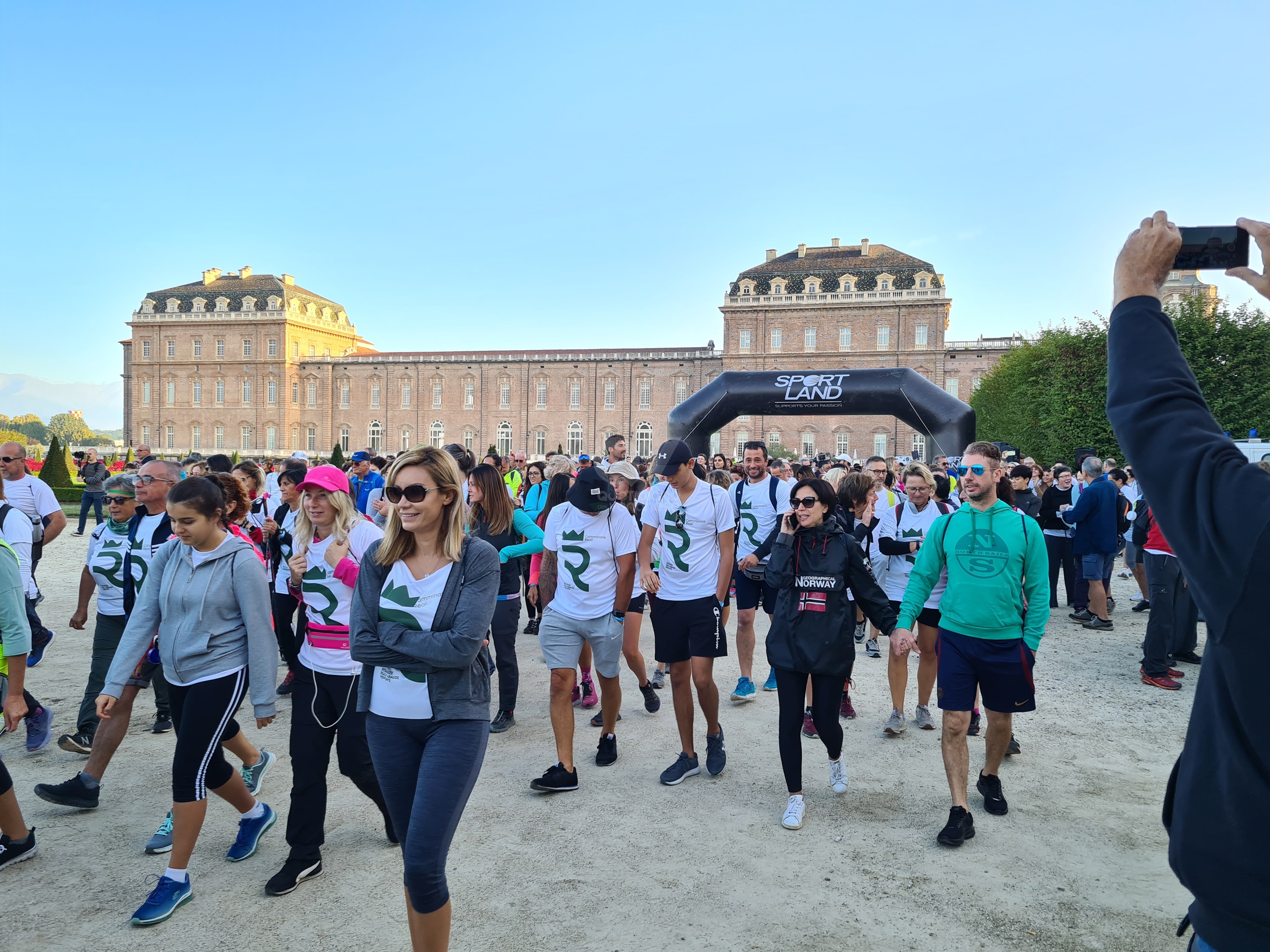 VENARIA - Successo per la Mandrialooonga e le Camminate Reali: si pensa gi al 2024 - FOTO